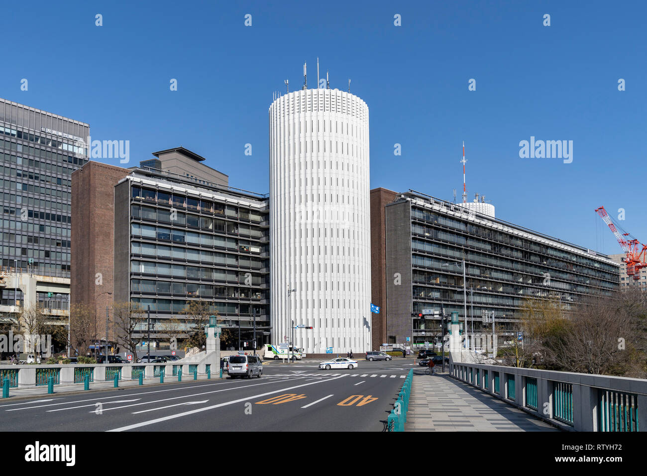 Palaceside Building, Chiyoda-Ku, Tokyo, Giappone. Progettato da Shoji Hayashi, Nikken Sekkei, costruito nel 1966 Foto Stock