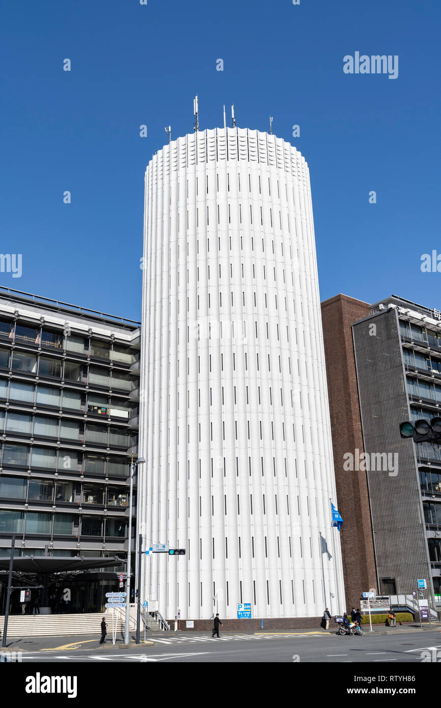 Palaceside Building, Chiyoda-Ku, Tokyo, Giappone. Progettato da Shoji Hayashi, Nikken Sekkei, costruito nel 1966 Foto Stock