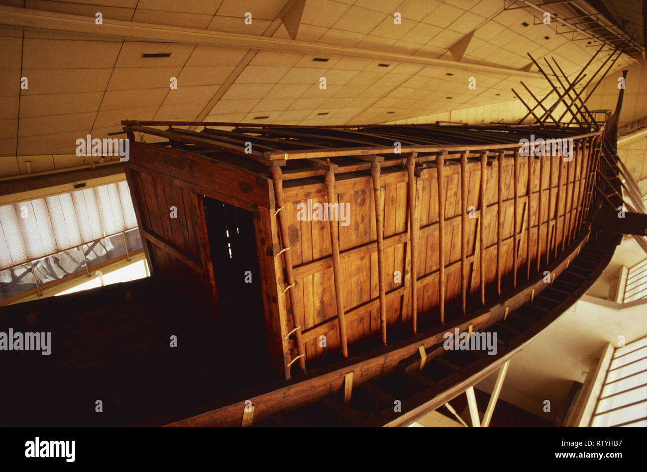 Khufu nave,Giza barca solare museo,Egitto Foto Stock