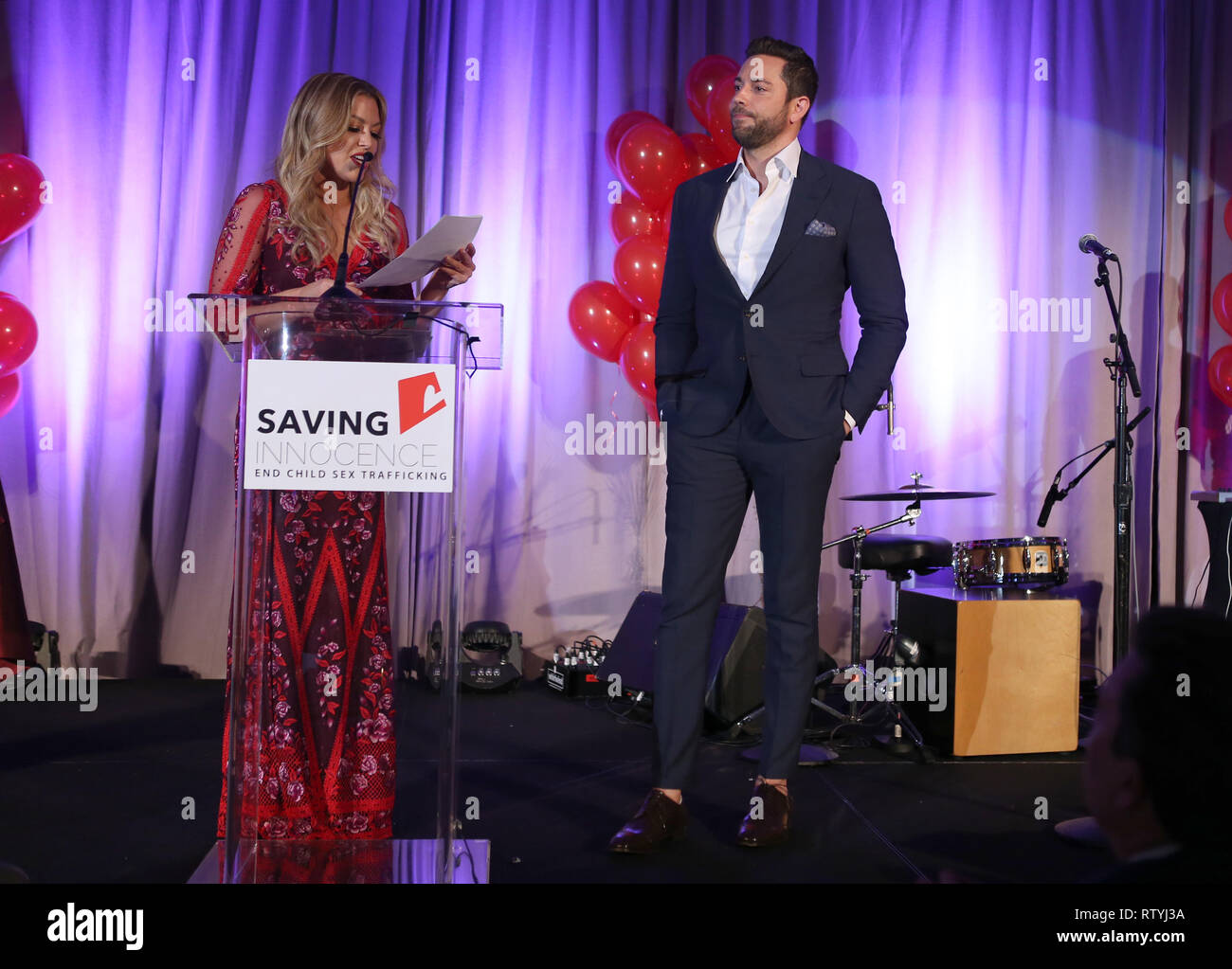 Hollywood, Stati Uniti d'America - 2 Marzo: Zachary Levi, Kim Biddle, al 7 risparmio annuale di Gala di innocenza al Loews Hollywood Hotel in Hollywood, USAlifornia il 2 marzo 2019. Credito: Faye Sadou/MediaPunch Foto Stock