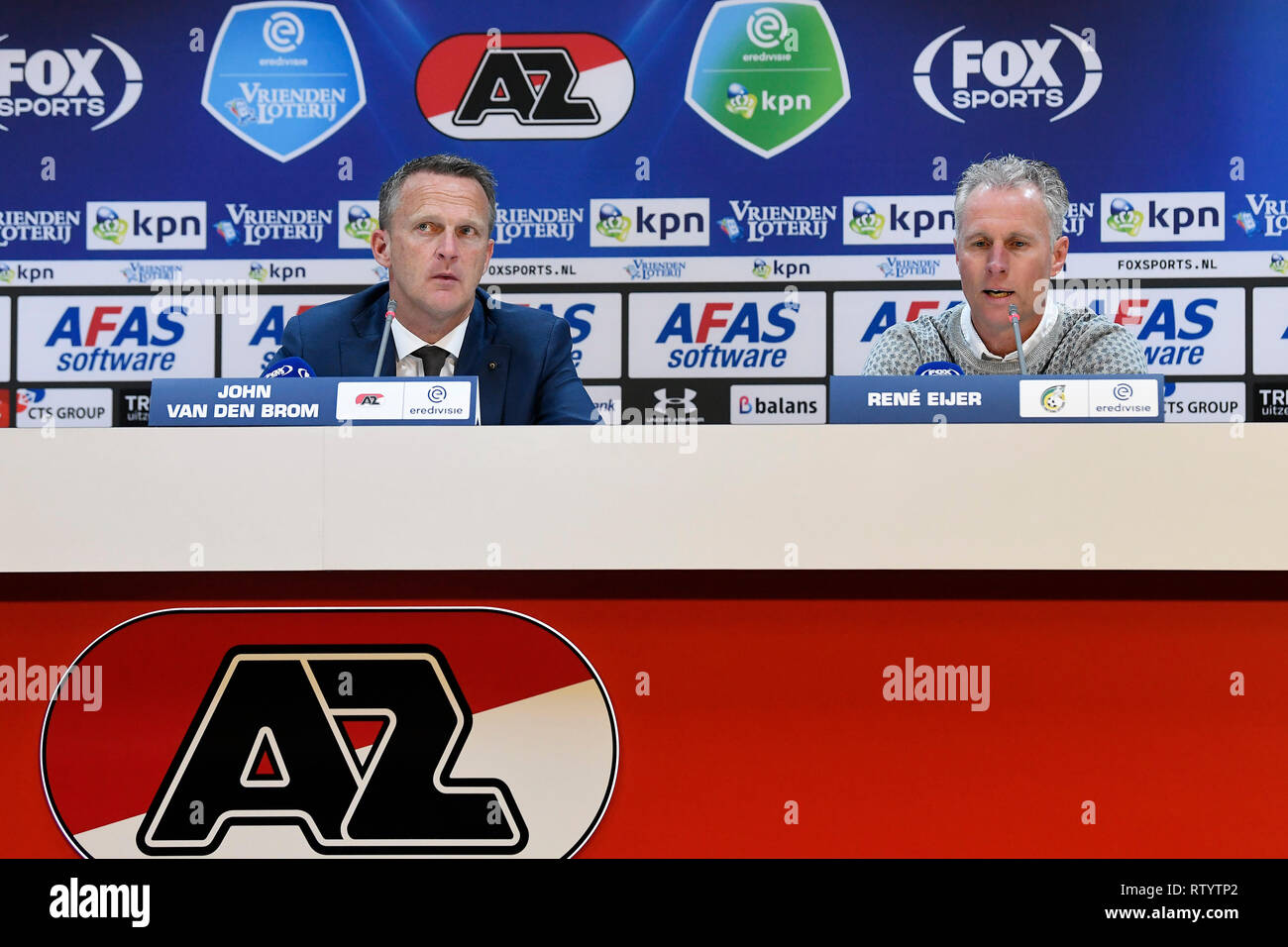 Alkmaar, Paesi Bassi. 03 Mar, 2019. ALKMAAR , 03-03-2019 , AFAS stadion , Stagione 2018 / 2019 , olandese KNVB Beker . AZ coach John van den Brom e Fortuna Sittard coach Rene Eijer durante il match AZ - Fortuna Sittard , Finals cliente 4-2 Credito: Pro scatti/Alamy Live News Foto Stock