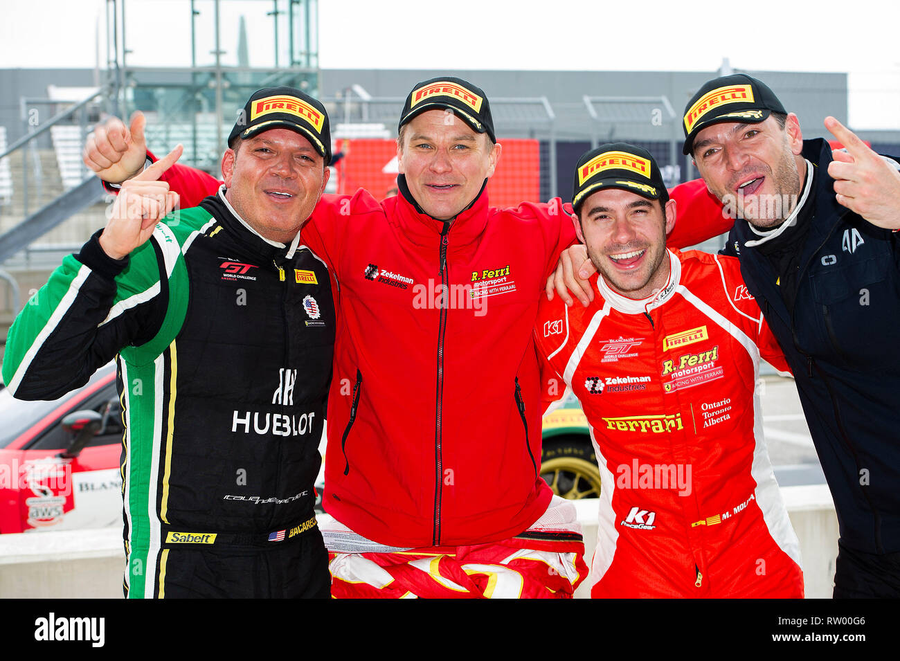 Austin, Texas, Stati Uniti d'America. 03 Mar, 2019. Caeser Bacarella, Toni Vilander, Miguel Molina e Martin Fuentes i piloti che hanno gareggiato presso il Blancpain GT sfida mondiale celebrare la loro vittoria, il circuito delle Americhe di Austin, Texas. Mario Cantu/CSM/Alamy Live News Foto Stock