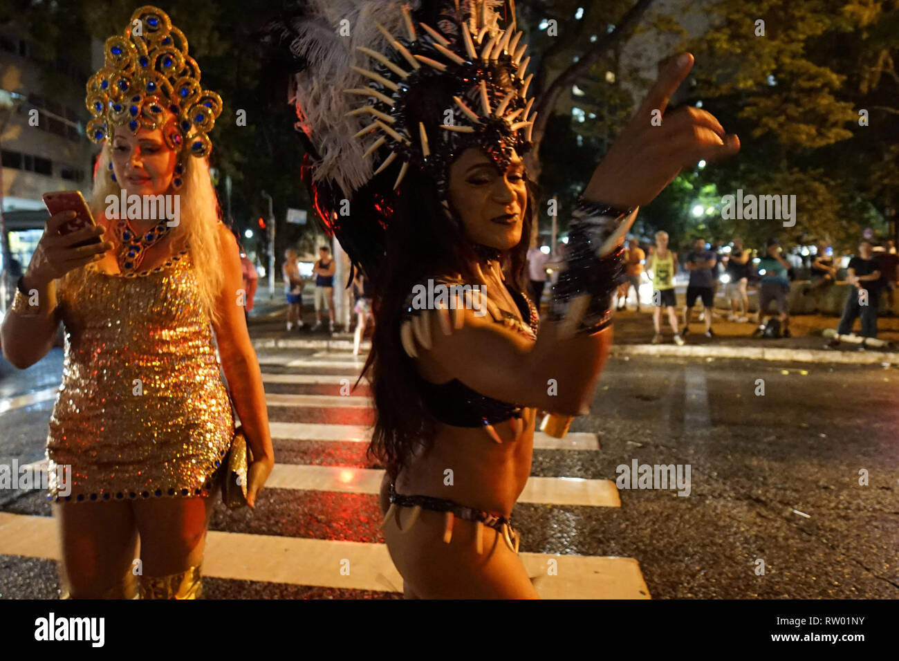 3 marzo 2019 - SÃ£O Paulo, SÃ£o Paulo, Brasile - SÃ£o Paulo (SP), 03/03/2019 - carnevale BRASILE - festaioli prendere parte in un blocco annuale festa conosciuta come ''Banda Redonda'' (Banda rotondo ), durante le feste di carnevale in Sao Paulo. Credito: Cris Faga/ZUMA filo/Alamy Live News Foto Stock