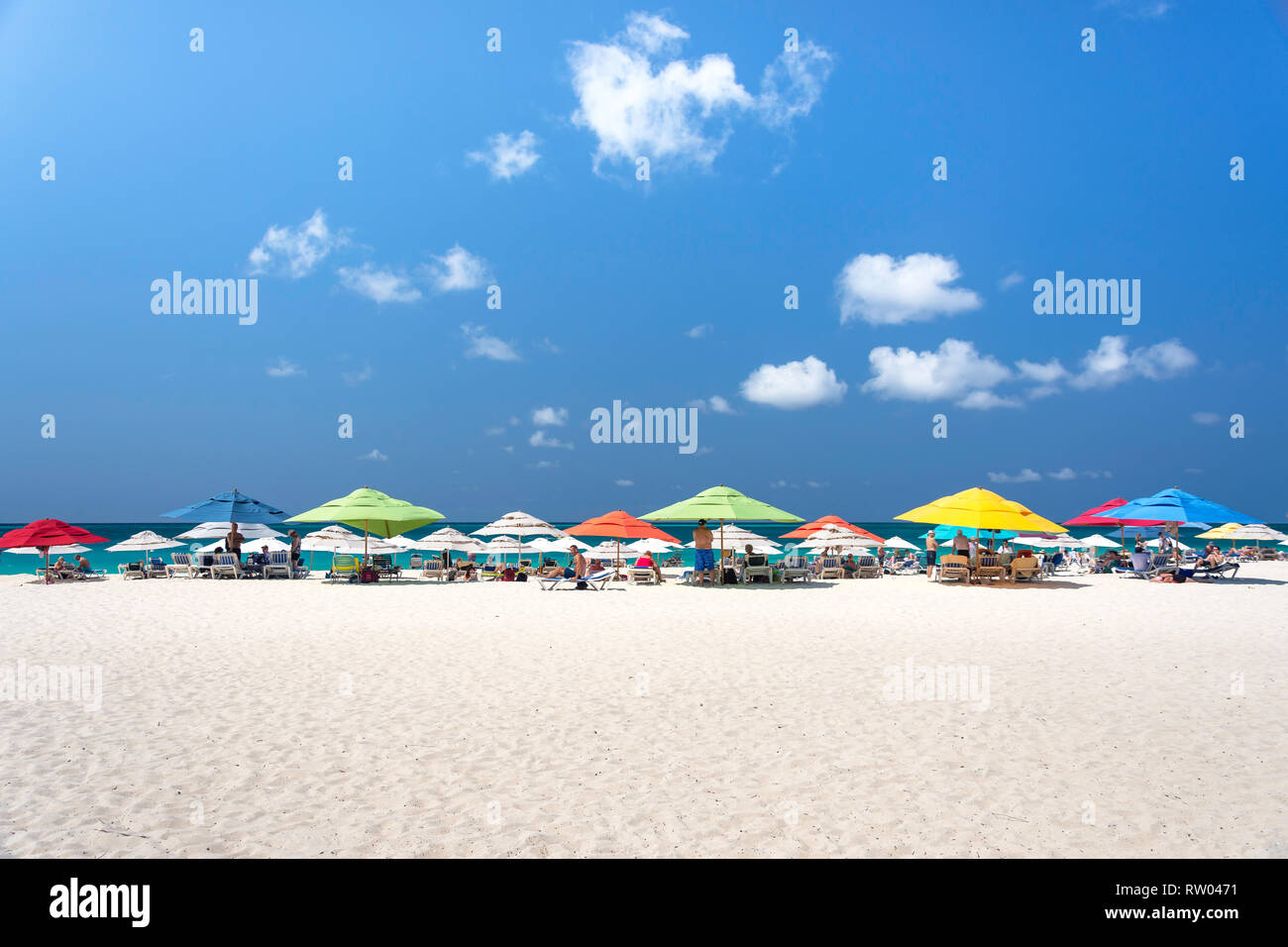 Spiaggia scena, Eagle Beach, Distretto di Oranjestad, Aruba, Isole ABC, Leeward Antilles, dei Caraibi Foto Stock