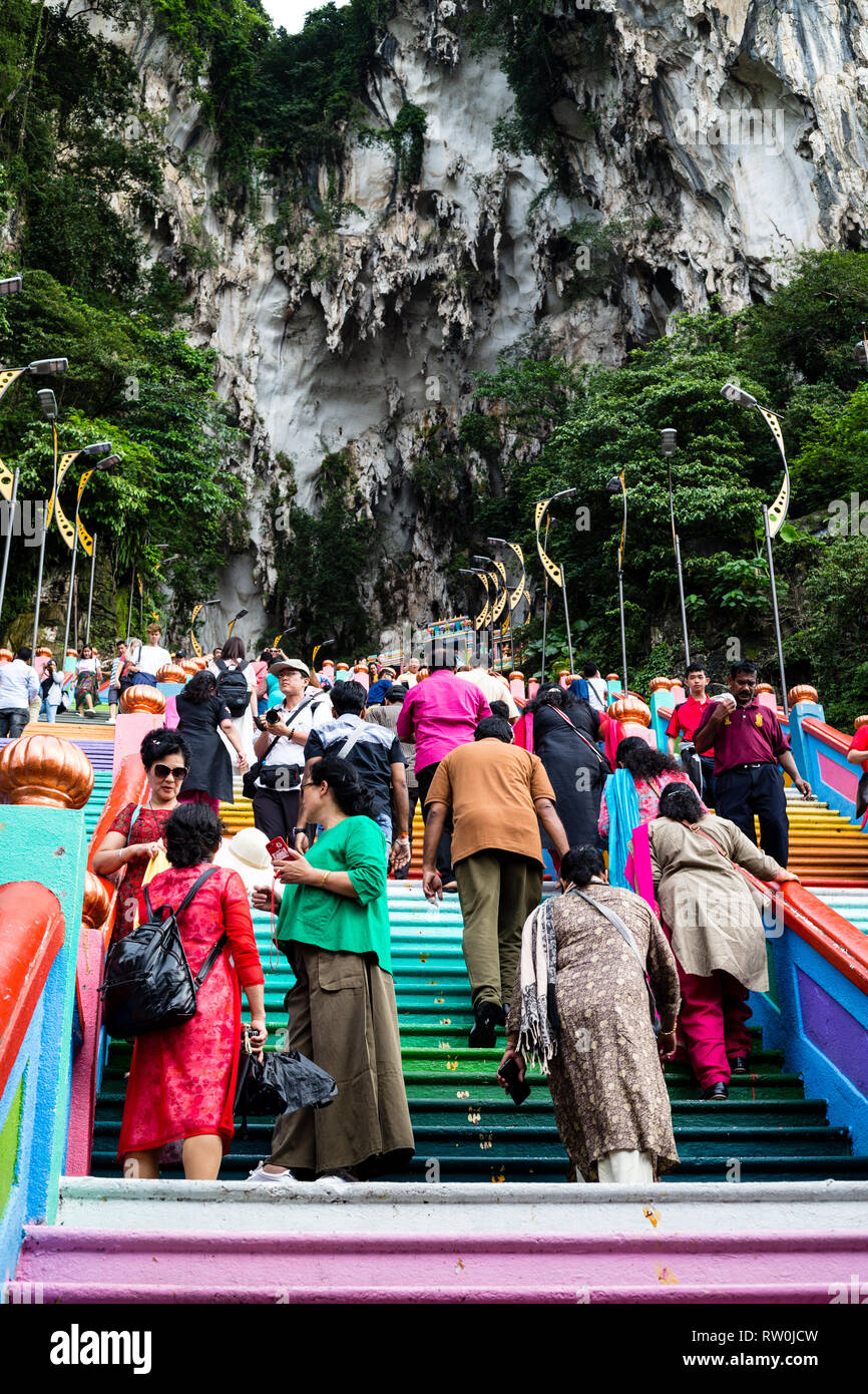 Grotte Batu, visitatori fasi ascendenti, Selangor, Malaysia. Foto Stock