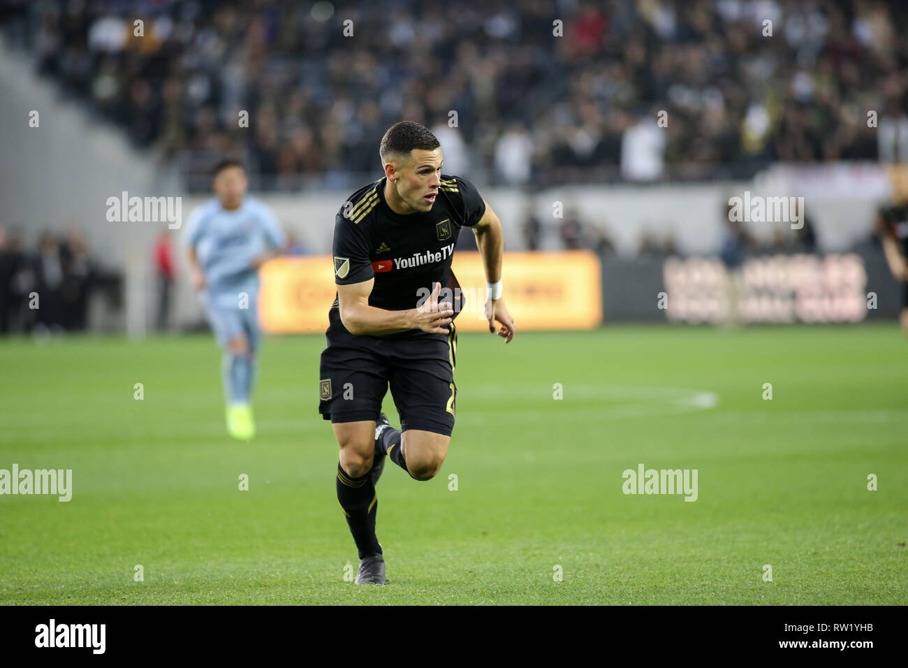 Los Angeles, CA, Stati Uniti d'America. 03 Mar, 2019. MLS 2019: Los Angeles FC avanti Christian Ramirez #21 durante il Los Angeles Football Club vs Sporting KC a BANC DELLA CALIFORNIA Stadium di Los Angeles, Ca il 03 marzo 2019. Foto di Jevone Moore Credito: csm/Alamy Live News Foto Stock