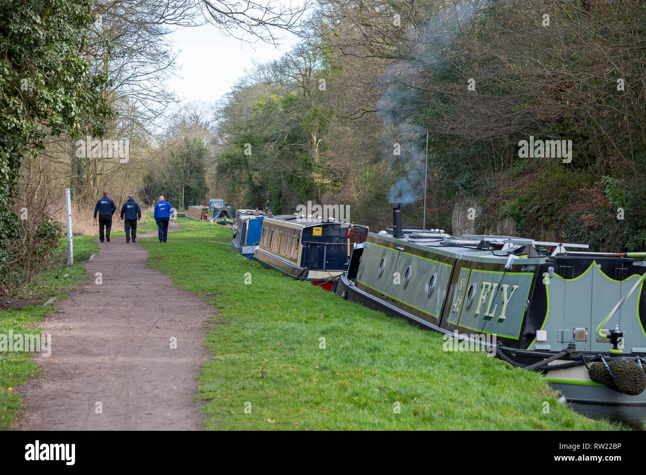Kidderminster, Regno Unito. 4 Marzo, 2019. dopo una frana in Staffordshire e Worcestershire Canal questo weekend a Kidderminster, battelli Moor, la maggior parte di loro occupanti in vacanza sperando di viaggiare sul canal, aspettando pazientemente per il Canale e il fiume fiducia per rimuovere una massa di terra e detriti dall'acqua. Attualmente il canale è impraticabile, ma Canal fiducia i lavoratori sono già al lavoro per rimuovere i detriti. Credito: Lee Hudson/Alamy Live News Foto Stock