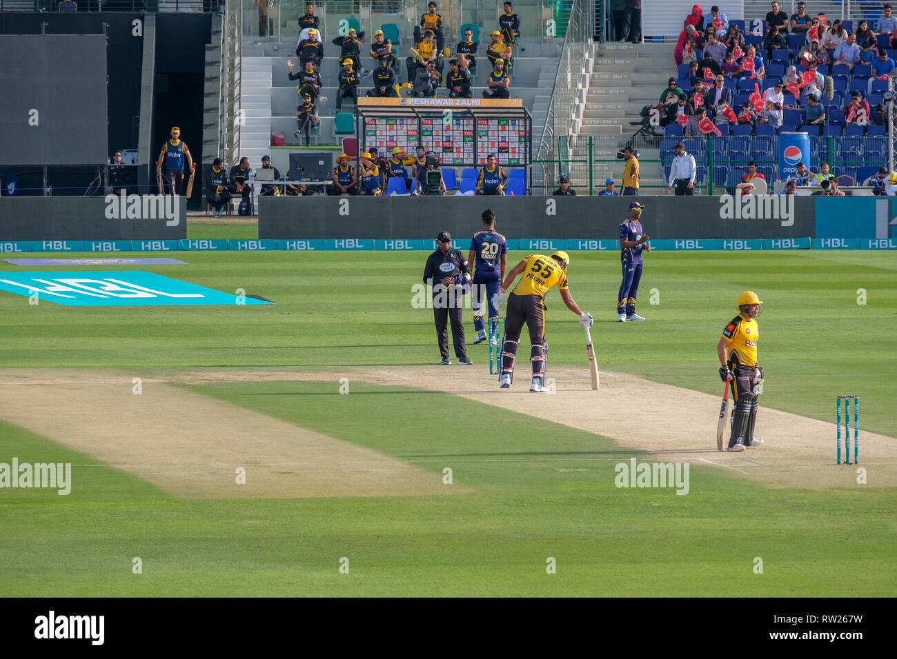 Abu Dhabi, negli Emirati Arabi Uniti. 4 Mar 2019. Il Pakistan Super League 2019/ prima mai PSL 2019 incontri di Cricket sono detenuti in Sheikh Zayed Cricket Stadium Abu Dhabi. Credito: Fahd Khan / Live News Alamy Foto Stock