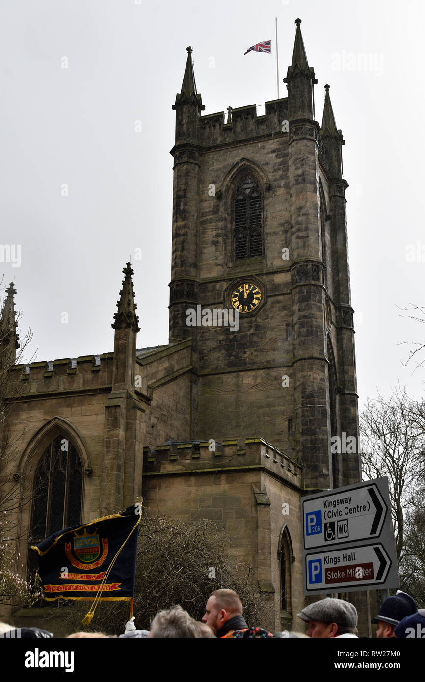 Stoke-on-Trent, Staffordshire, Regno Unito. 4 Mar 2019. Gordon banche i funerali a Stoke-on-Trent Credito: JONATHAN AYRES/Alamy Live News Foto Stock