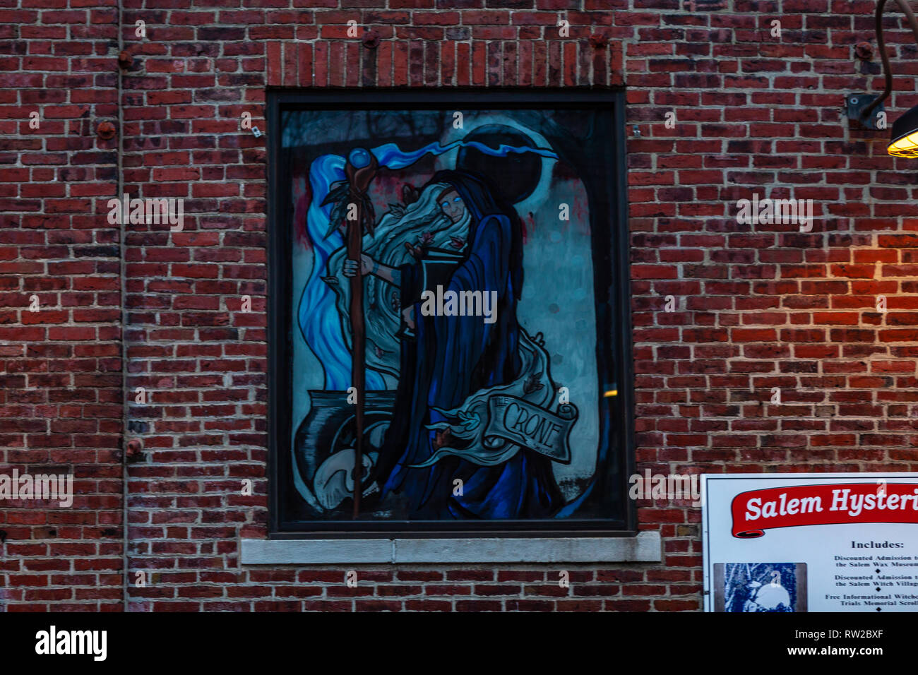 Strade di Salem, città in Massachusetts è famoso per le sue 1692 processi alle streghe, durante il quale alcuni locali sono stati eseguiti per presunto witc praticanti Foto Stock