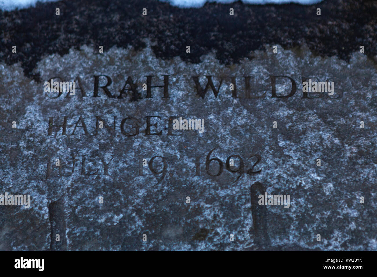 Uno dei 20 commemorative situato in un piccolo parco memoriale. Nel 1692, 14 donne e 6 uomini sono stati falsamente accusato e condannato dalla versione di prova e quindi viene eseguito un Foto Stock