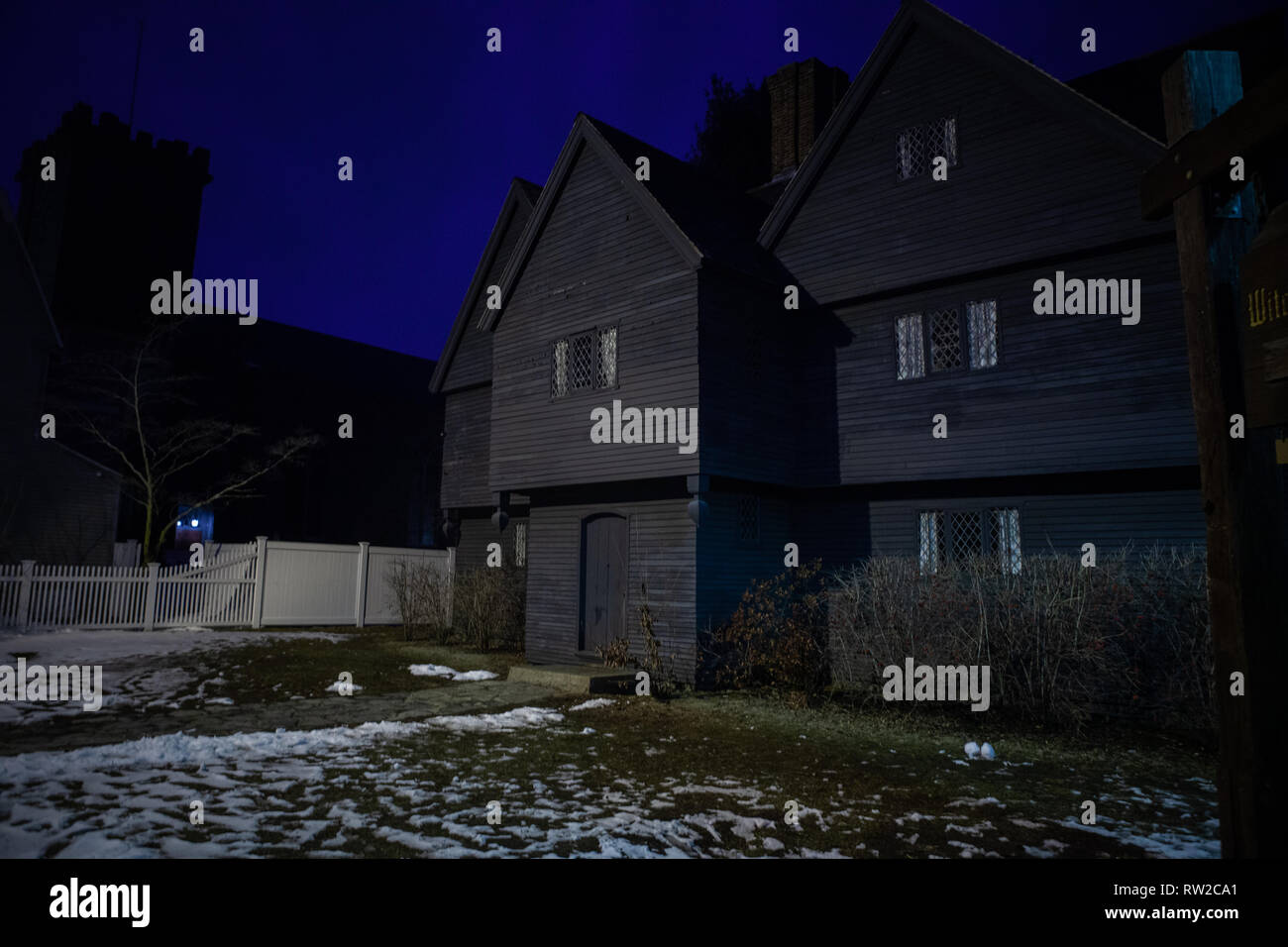 Strade di Salem, città in Massachusetts è famoso per le sue 1692 processi alle streghe, durante il quale alcuni locali sono stati eseguiti per presunto witc praticanti Foto Stock