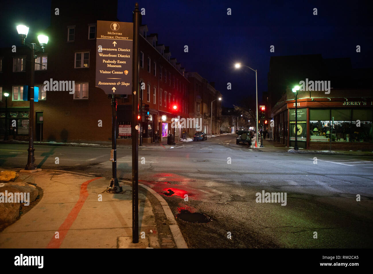 Strade di Salem, città in Massachusetts è famoso per le sue 1692 processi alle streghe, durante il quale alcuni locali sono stati eseguiti per presunto witc praticanti Foto Stock