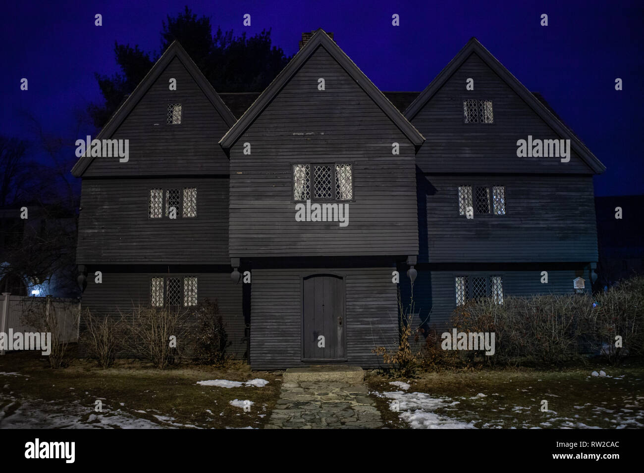 Strade di Salem, città in Massachusetts è famoso per le sue 1692 processi alle streghe, durante il quale alcuni locali sono stati eseguiti per presunto witc praticanti Foto Stock