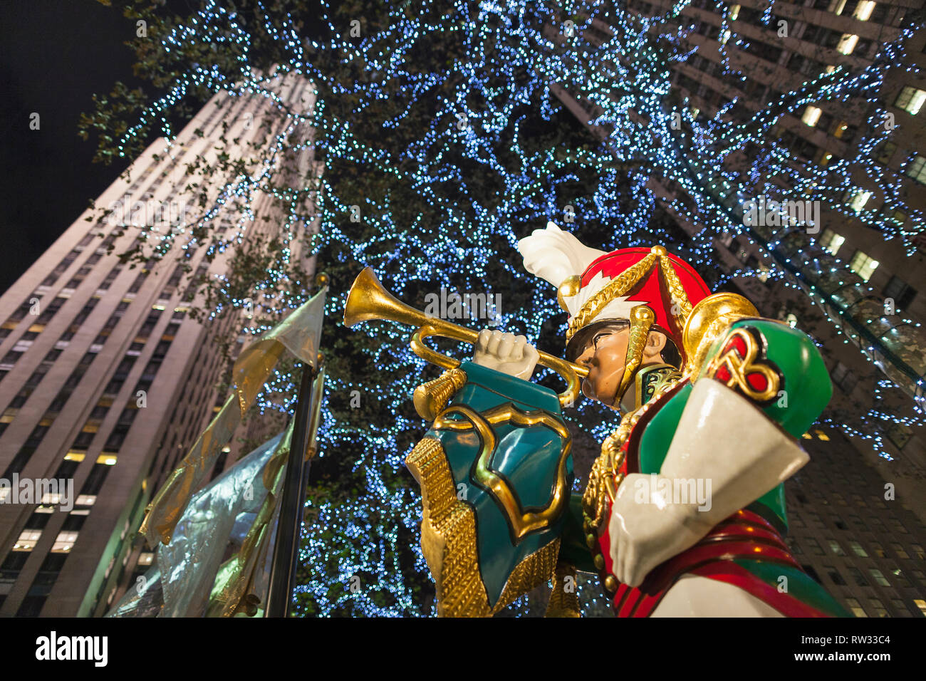 Le decorazioni di Natale al Rockefeller Center di Manhattan, New York, New York, Stati Uniti d'America Foto Stock