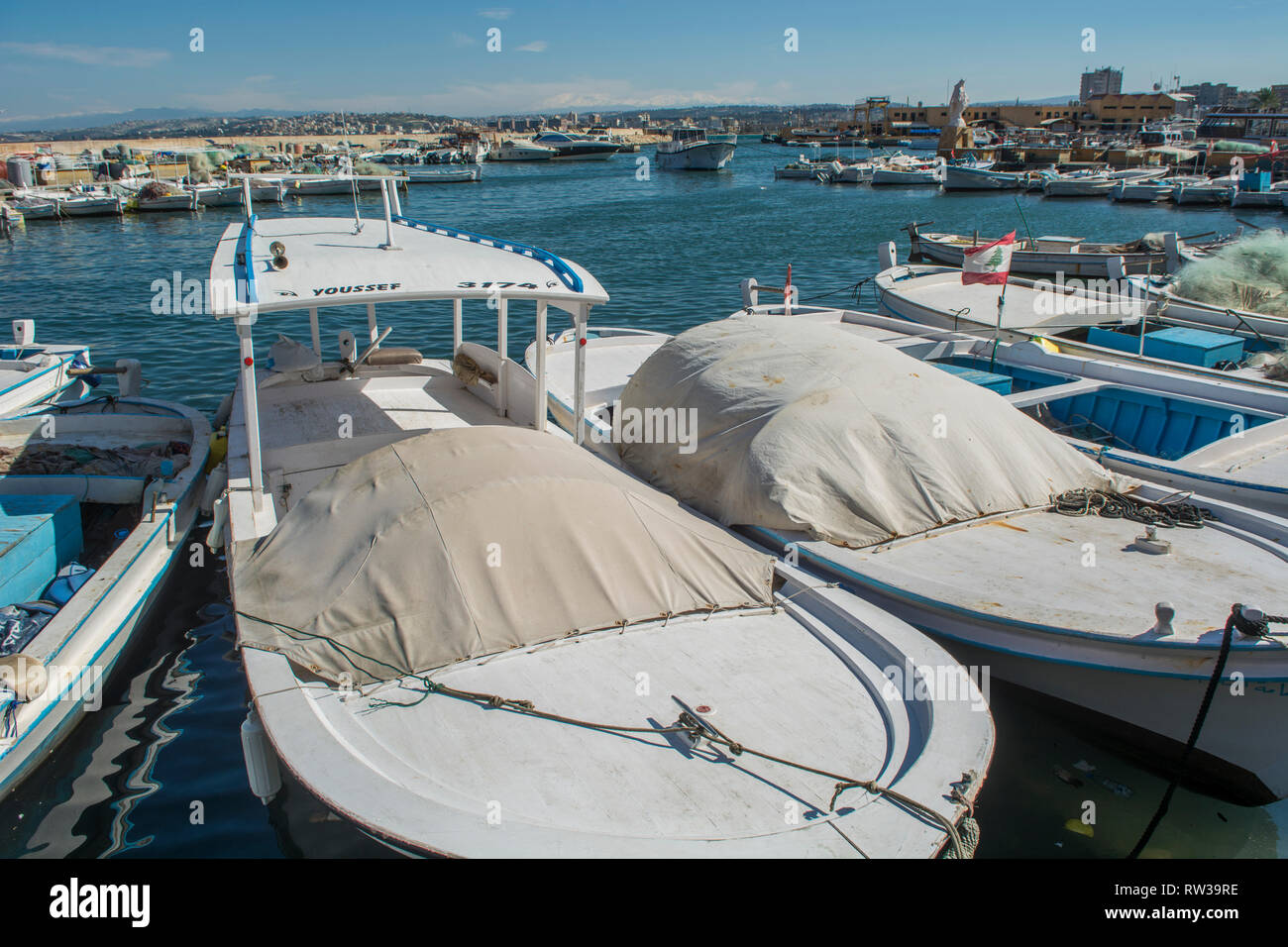 Pneumatico porto di pesca il Libano Medio Oriente Foto Stock