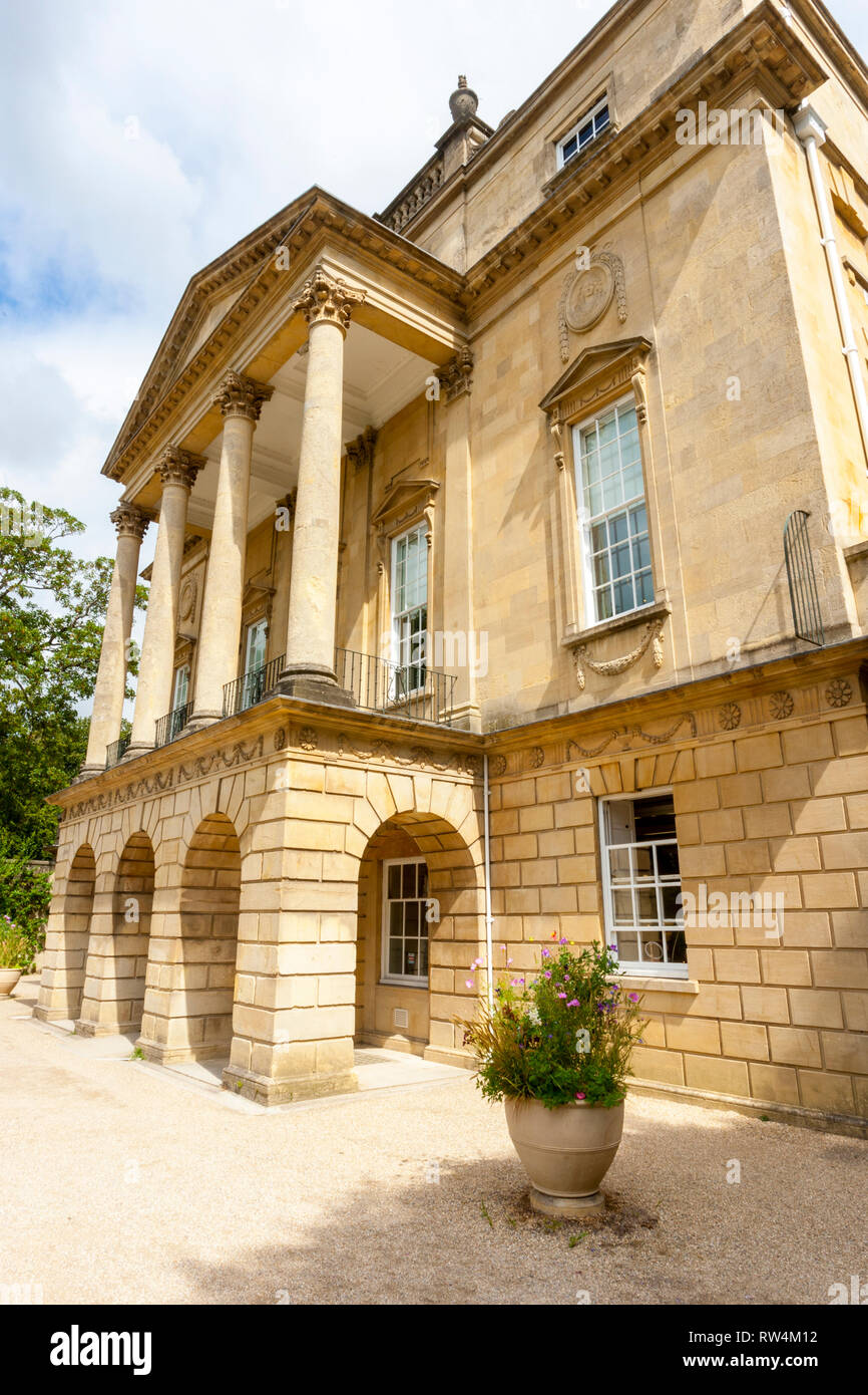 La suggestiva architettura Georgiana dell'Holburne Museum in bagno, N.E. Il Somerset, Inghilterra, Regno Unito Foto Stock