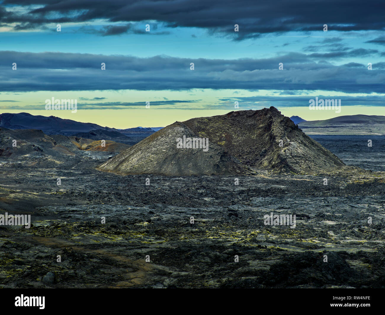 Leirhnukur primavera calda area, area geotermica, Islanda Foto Stock