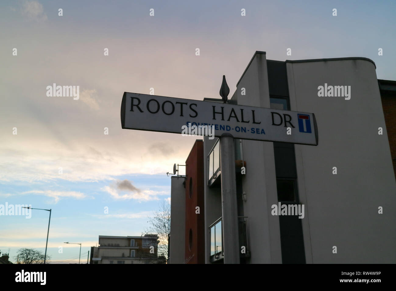 Radici Hall Drive, Southend on Sea, dove il 21 febbraio 2019, 36 anni Valentine-Brown Courtney era stato accoltellato alla gamba e poi è morto in ospedale Foto Stock