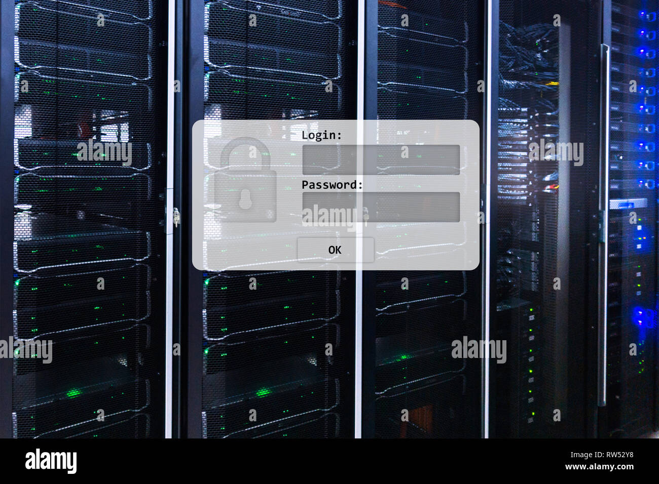 La sala server, login e password richiesta, accesso ai dati e la loro sicurezza. Foto Stock