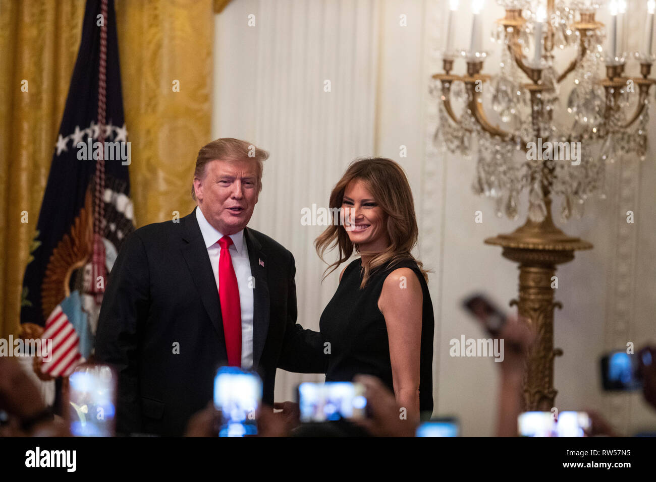 Stati Uniti Presidente Donald Trump e la First Lady Melania Trump arrivano a un cittadino americano africano storia mese ricezione in Washington, Stati Uniti, giovedì 21 febbraio, 2019. Foto Stock