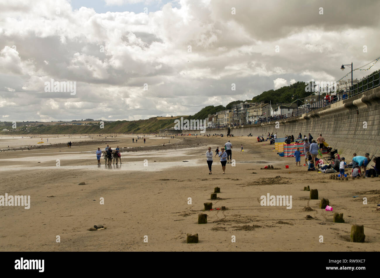 Nella tarda estate del sabato in Filey Foto Stock
