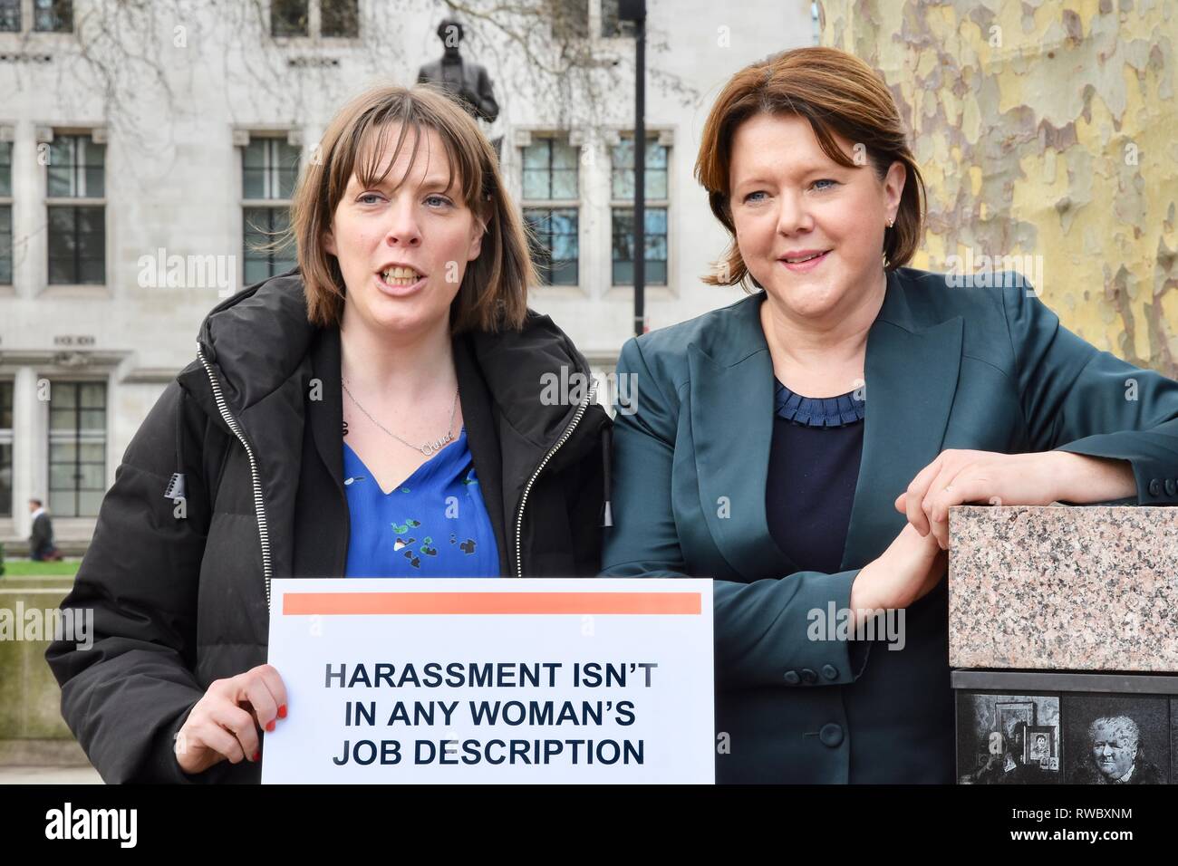 La piazza del Parlamento, Londra, Regno Unito. 5 Mar 2019. Jess Phillips MP, Maria Miller MP.Le molestie sul luogo di lavoro giorno di azione.La piazza del Parlamento, London.UK Credit: Michael melia/Alamy Live News Foto Stock