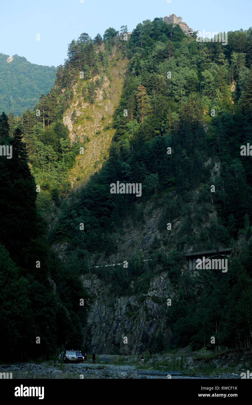 Cetatea gotico Poenari Poenari (castello) in Poenari, Romania. Il 18 luglio 2009, costruita nel XIII secolo e ricostruita nel XV secolo da Vlad l'Impalatore voivo Foto Stock