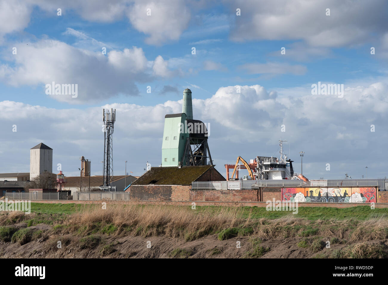 Una vista di Goole vecchio dock. Da una serie di foto scattate in Goole, Yorkshire. Foto Data: Martedì, 5 marzo 2019. Foto: Roger Garfield/Alamy Foto Stock