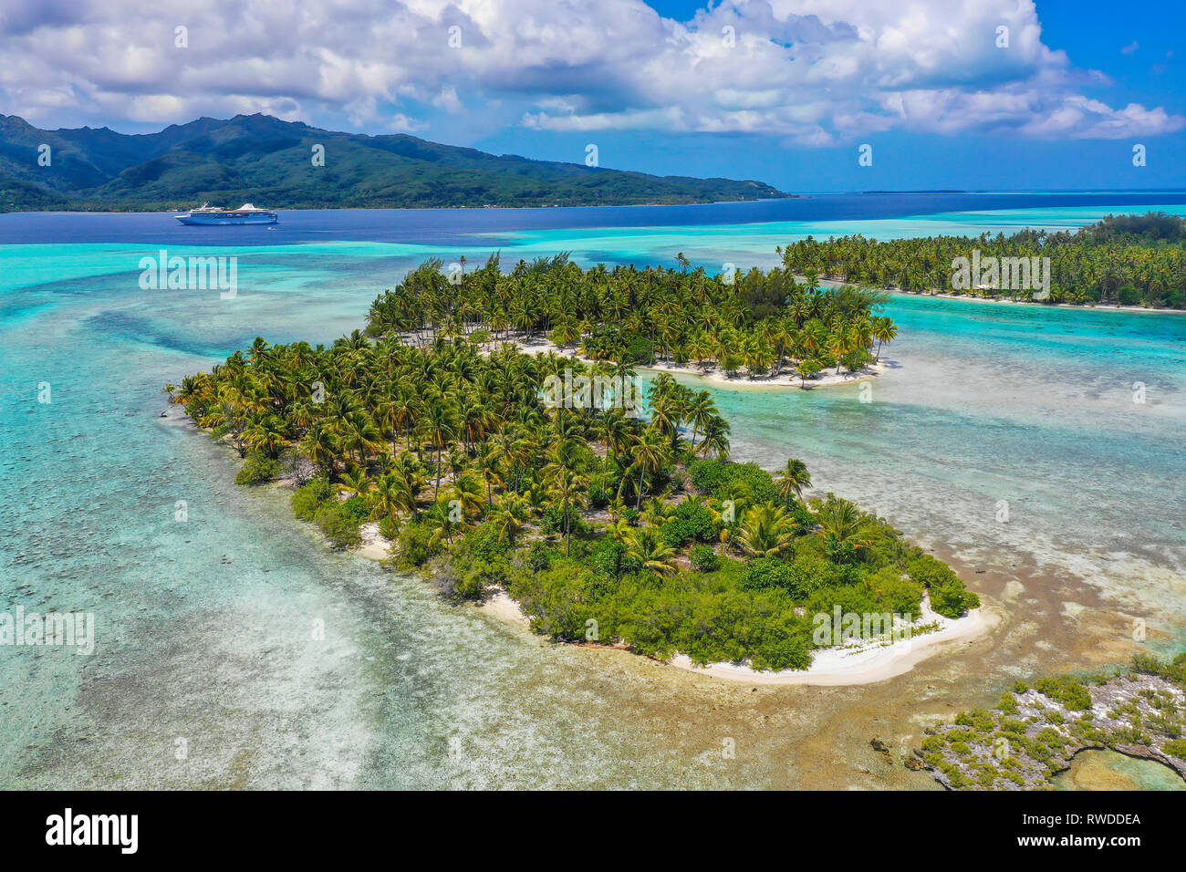 Motu, Isola, Tahaa, Polinesia francese, Sud Pacifico Foto Stock
