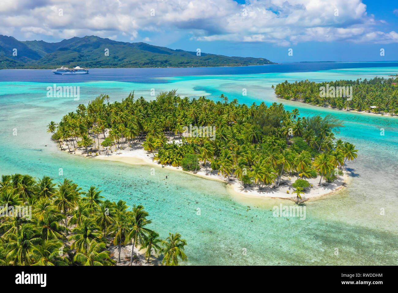 Motu, Isola, Tahaa, Polinesia francese, Sud Pacifico Foto Stock