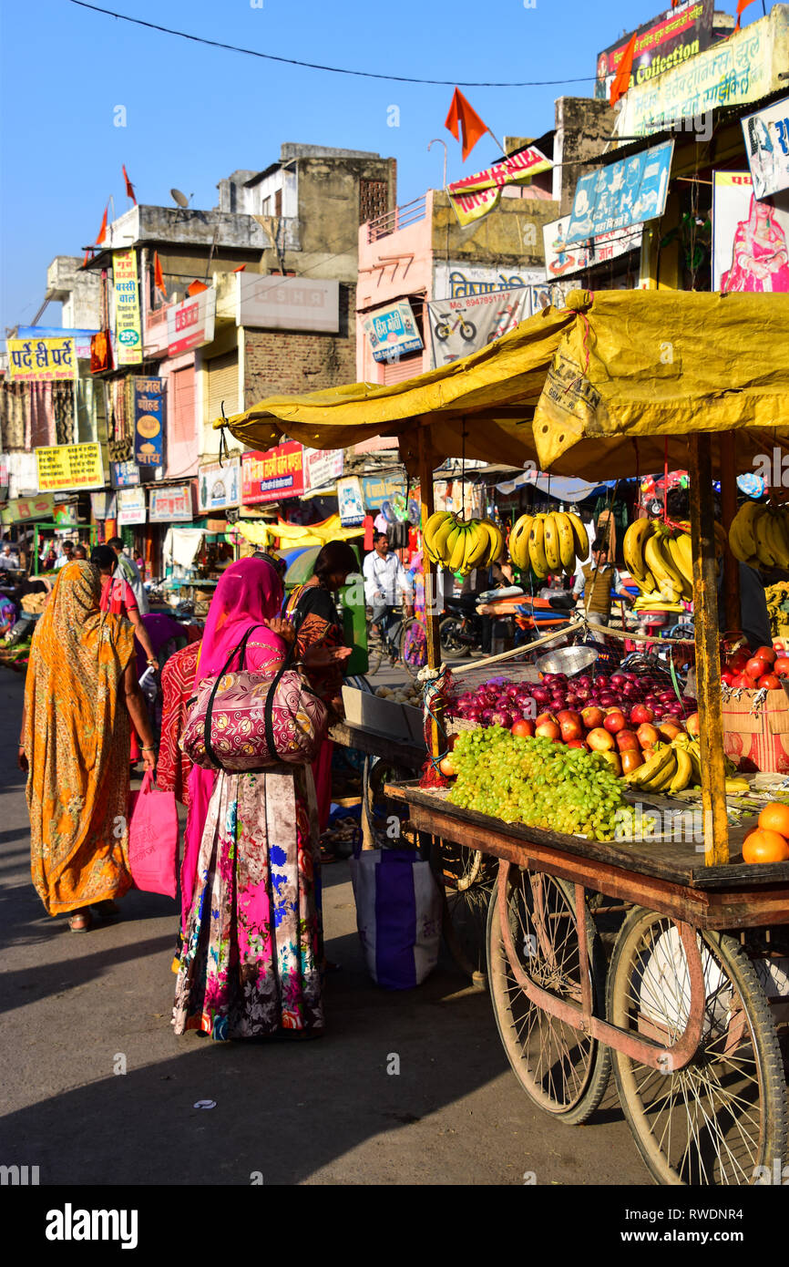 Scene di mercato, Chittorgarh, Rajasthan, India Foto Stock