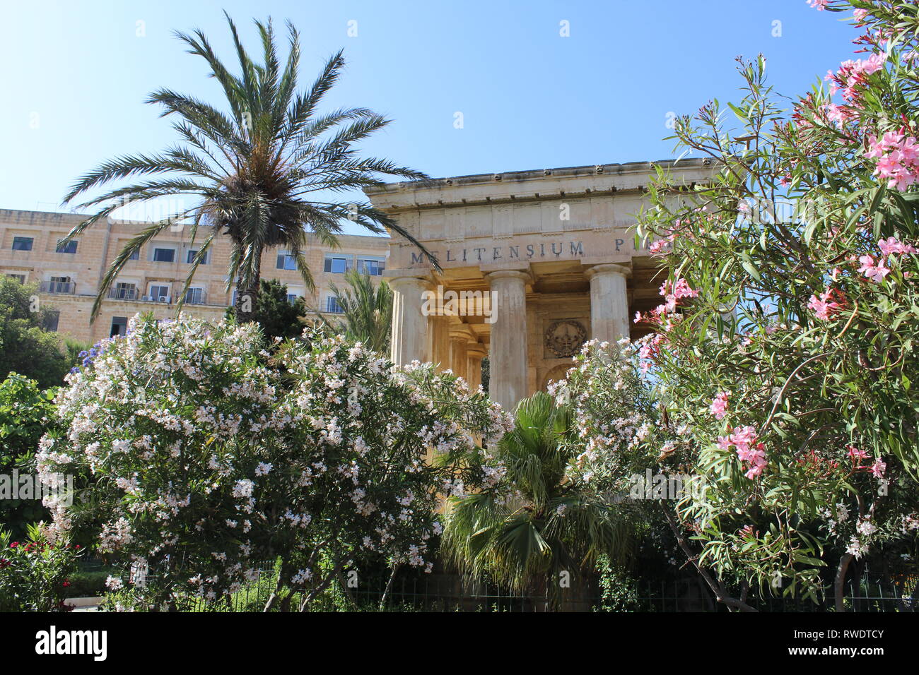 Monumento a Sir Alexander Ball, Lower Barrakka Gardens,Valletta, Malta Foto Stock