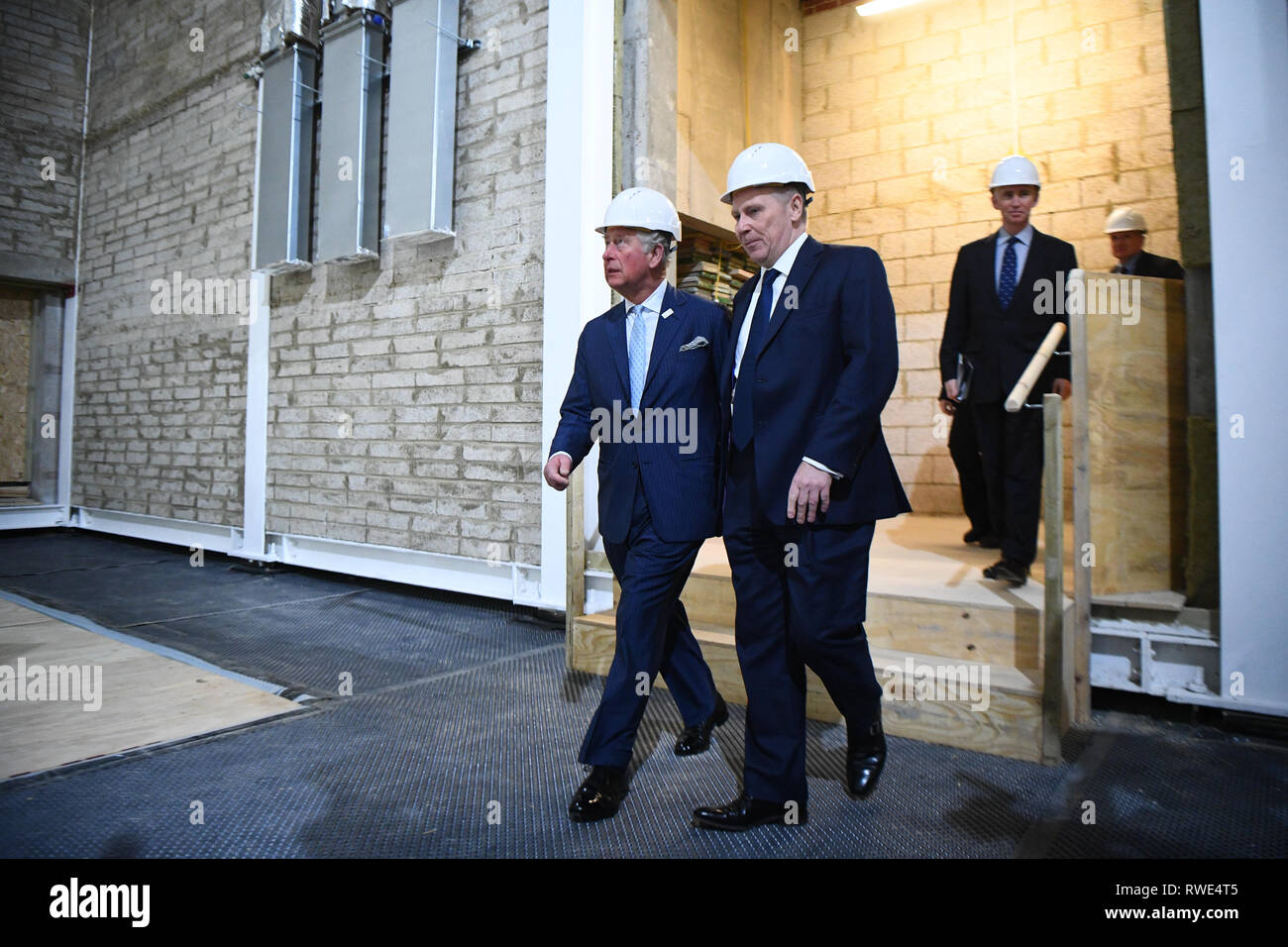 Il Principe di Galles viste al Royal College of Music di New Performance Hall, che è attualmente in costruzione, South Kensington, Londra. Foto Stock