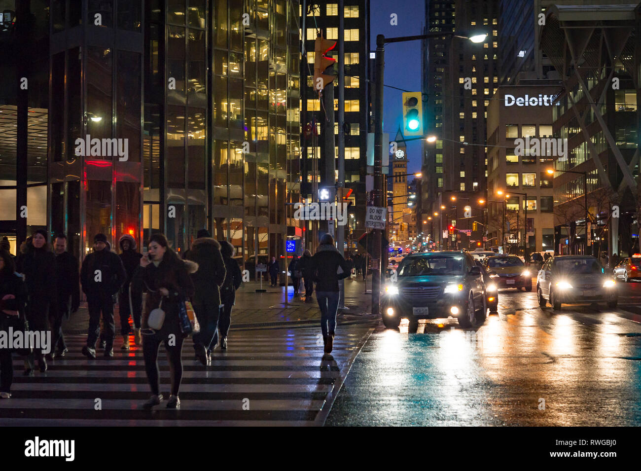 Toronto Bay Street di notte Foto Stock