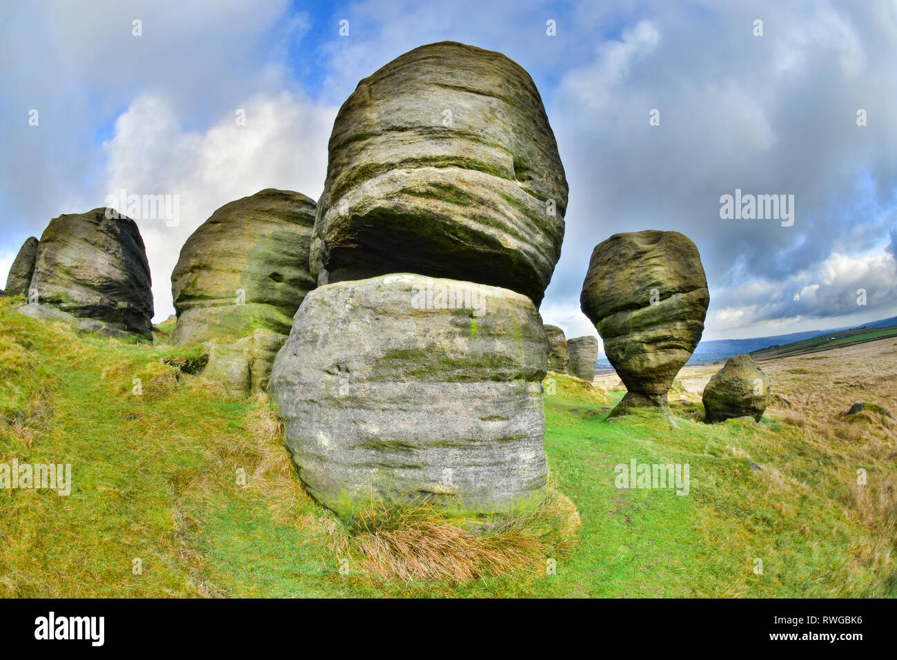 Grande Bridestones, Bridestones Moor, Todmorden, Calderdale, West Yorkshire Foto Stock