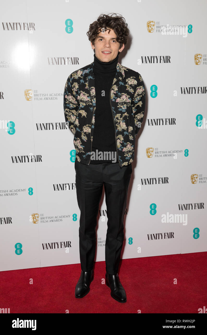 Vanity Fair EE Rising Star Party presso il Battista presso l'Oscar Hotel a Holborn, Londra. Dotato di: Edward Bluemel dove: Londra, Regno Unito quando: 31 Gen 2019 Credit: Phil Lewis/WENN.com Foto Stock