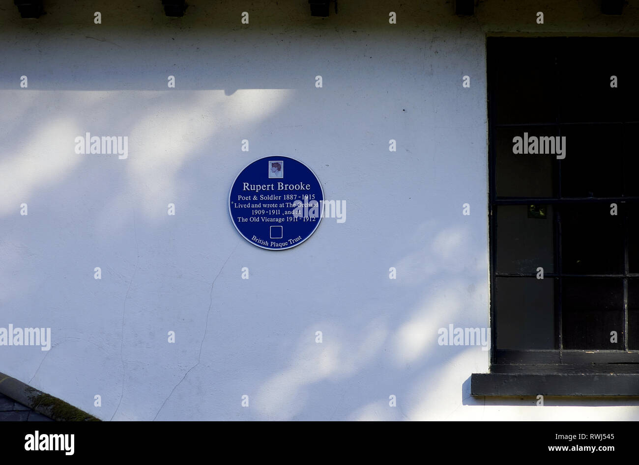 Lapide che ricorda Rupert Brooke all'Orchard House, Grantchester Foto Stock