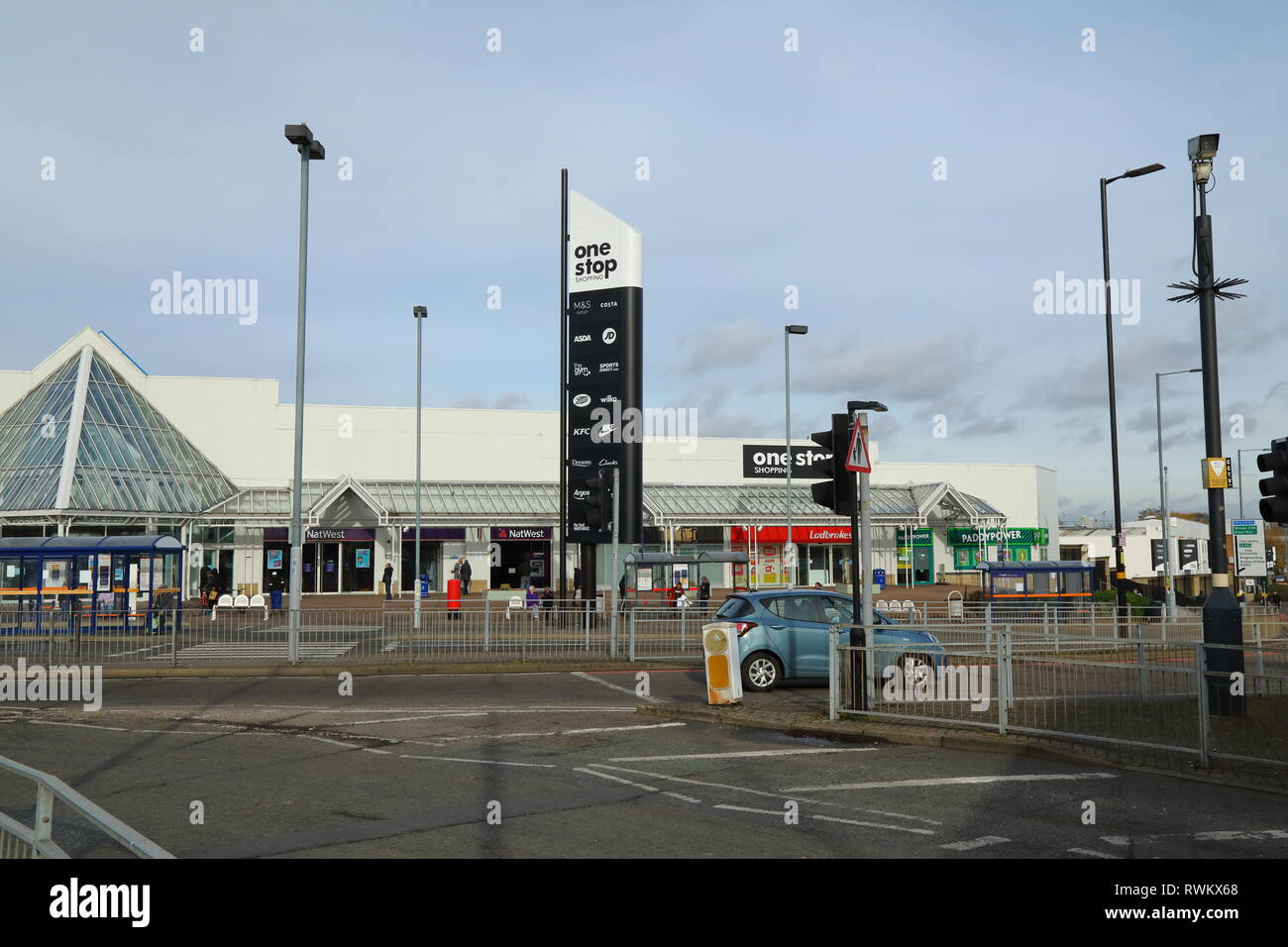 Centro commerciale e parco commerciale One Stop, nel 2019. Situato a Perry Barr, Birmingham, Regno Unito. Foto Stock