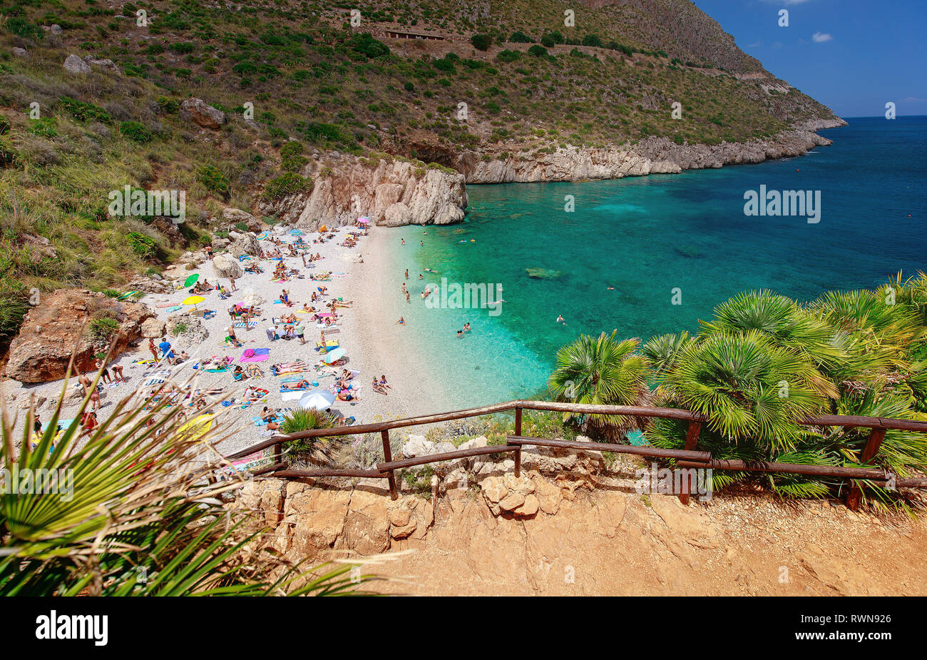 Sicilia/Italia, 20 Luglio 2018: spiaggia nella Riserva Naturale dello Zingaro, Trapani, Sicilia, Italia. Foto Stock