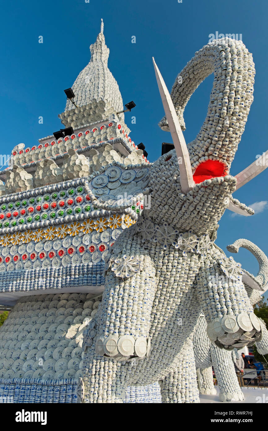 Installazione d arte Patuxay Park Vientiane Laos Foto Stock