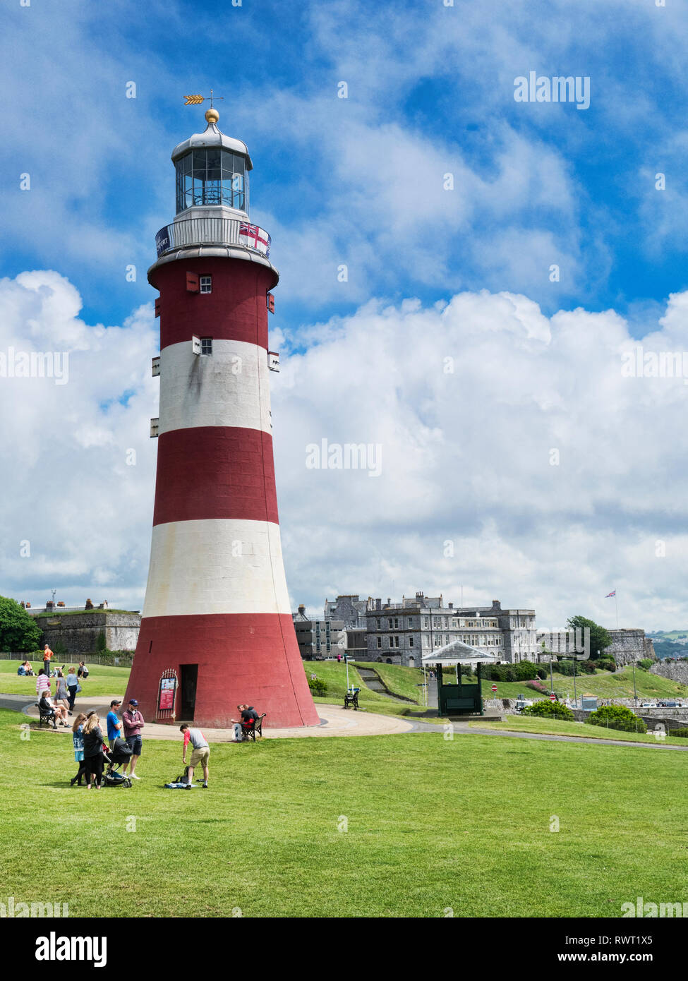 2 Giugno 2018: Devon, Regno Unito - Smeaton's Tower è il terzo faro di Eddystone, costruito da John Smeaton, che fu smontato e ricostruito a Plymouth Hoe come Foto Stock