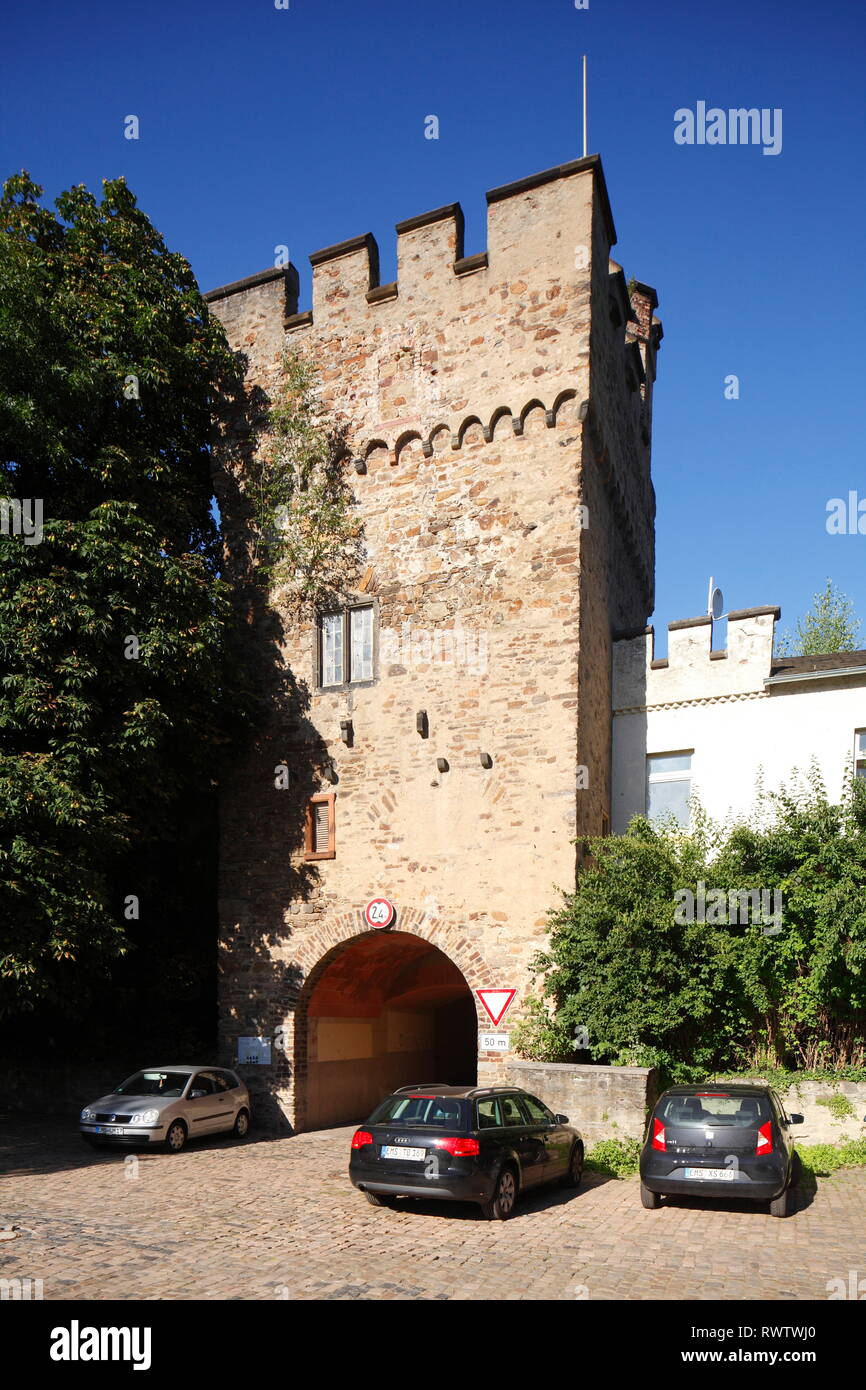 Sadttor, mittelalterlicher Wehrturm, Lahnstein, Unesco Weltkulturerbe Oberes Mittelrheintal Renania-Palatinato, Deutschland Foto Stock