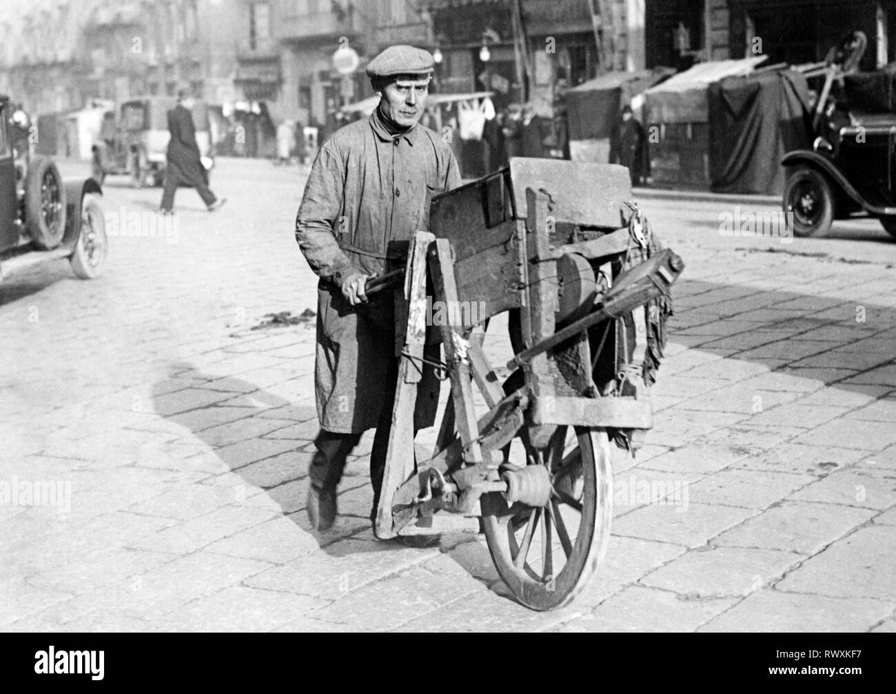 A coltello macinatore, 1920 Foto Stock