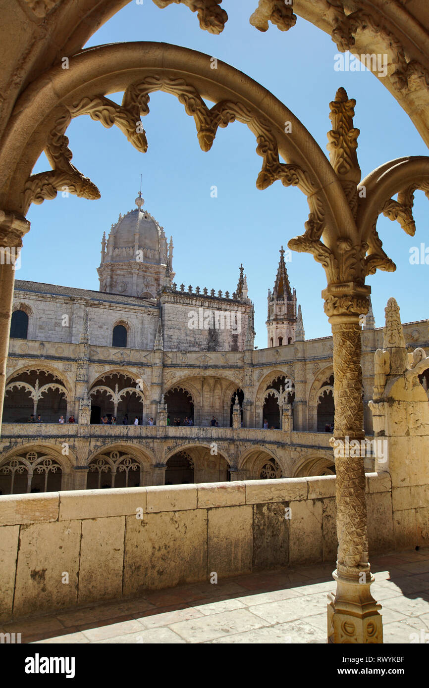 Il Monastero di Jeronimos o Abbey a Lisbona, Portogallo, Santa Maria de Belem monastero. Patrimonio Mondiale UNESCO come un capolavoro dell'arte manuelina Foto Stock