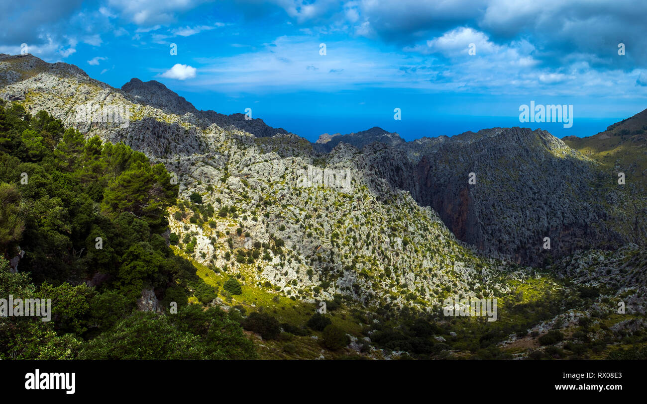 Mallorca Island paesaggio. Montagne di tramontana. Foto Stock