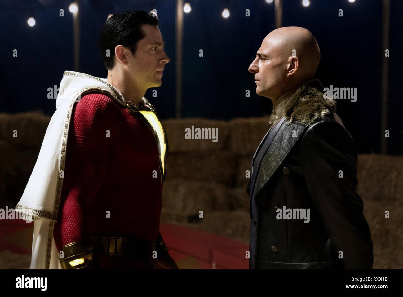 Shazam! È una imminente American superhero commedia film basato sul carattere della DC Comics lo stesso nome. Prodotto da New Line Cinema. Questa fotografia è fornito per il solo uso editoriale ed è il copyright del film company e/o il fotografo designato assegnato dal film o società di produzione. Foto Stock