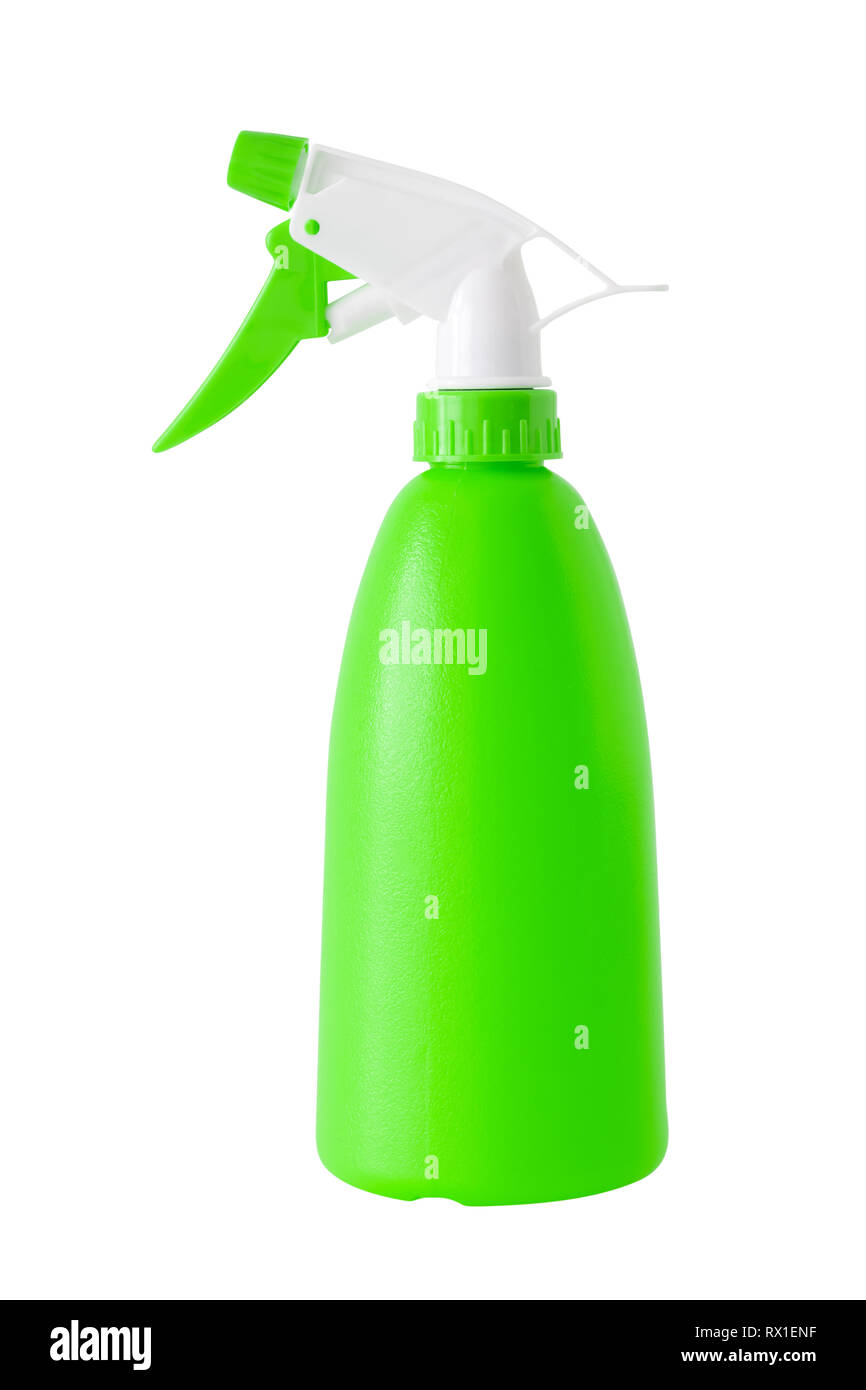 Verde bottiglia spray per la cura delle piante. Isolato su bianco. Foto Stock