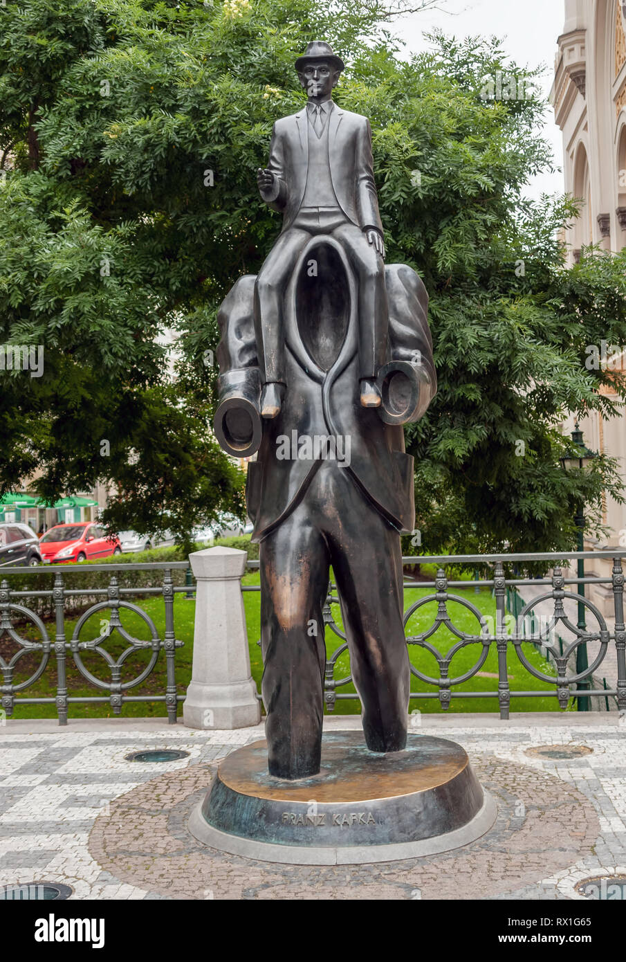 Franz Kafka statua a Praga Foto Stock