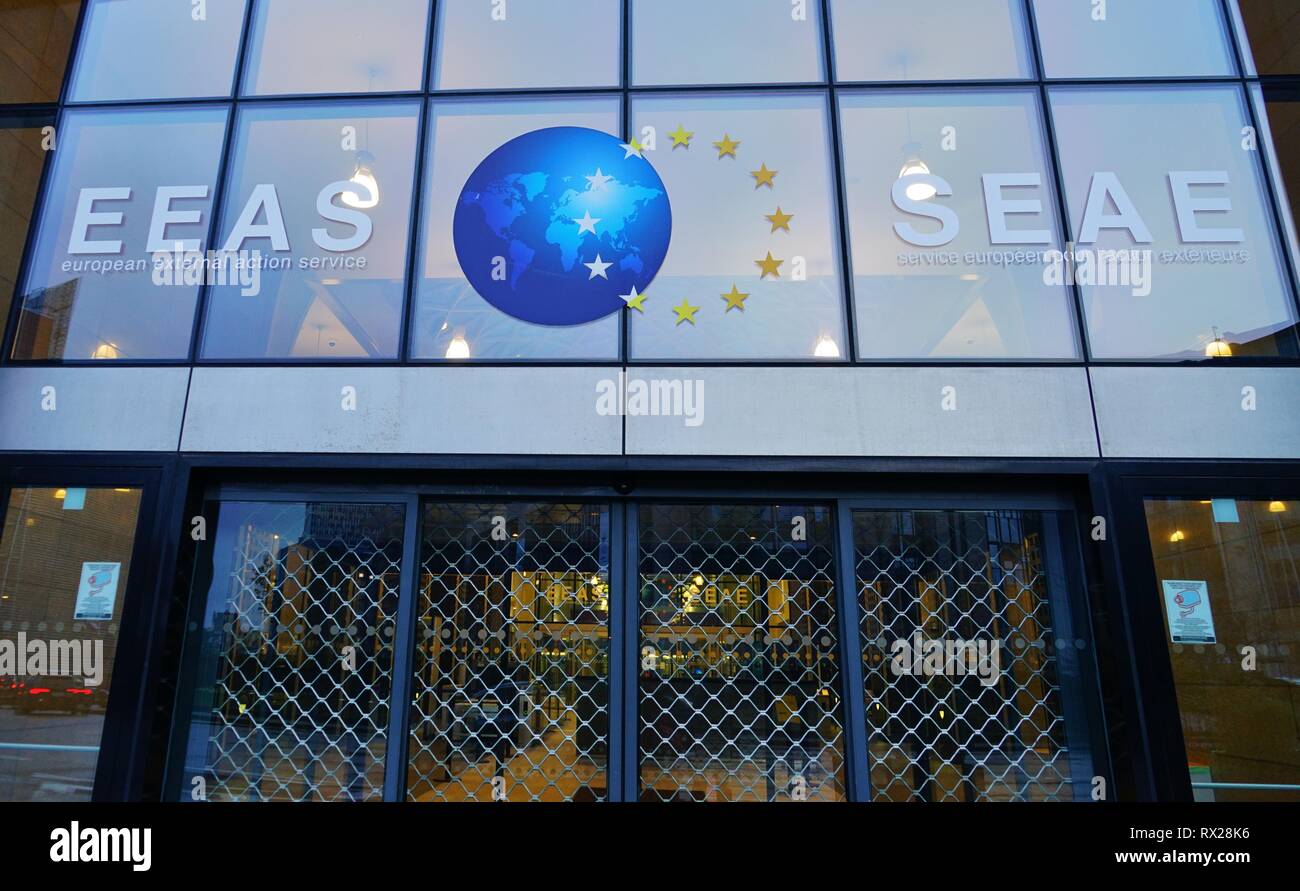 Bruxelles, Belgio 9 FEB 2019- Vista dell'edificio che ospita il servizio europeo di azione esterna (EEAS), braccio diplomatico dell'Unione europea (UE) bas Foto Stock